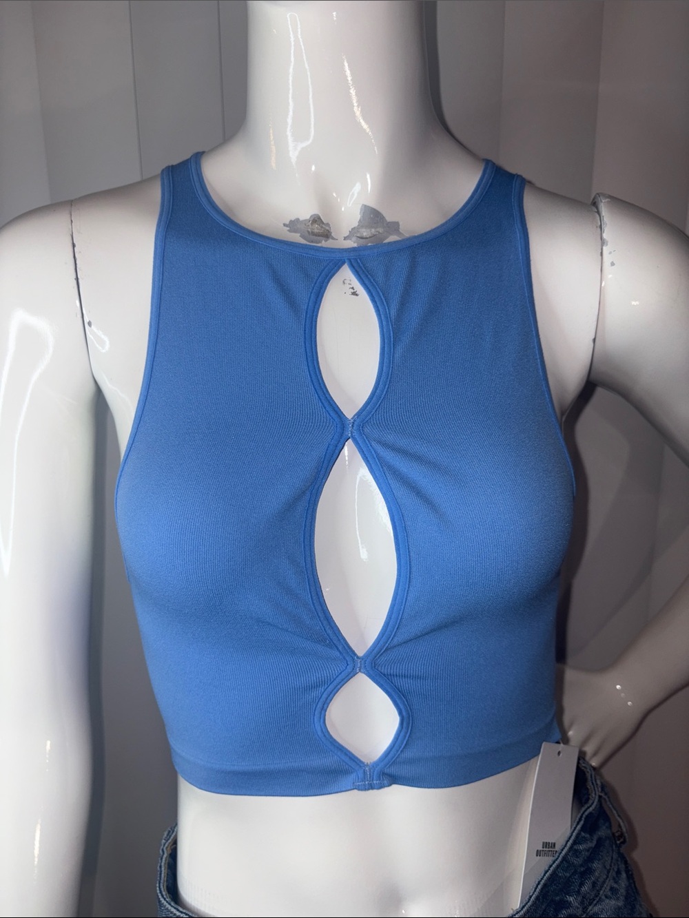 NWT Urban Outfitters Out From Under Violetta Seamless Cutout Crop Bra Top M/L